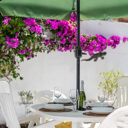 Beautiful Location Parque Santiago 1 * 플라야데라스아메리카스