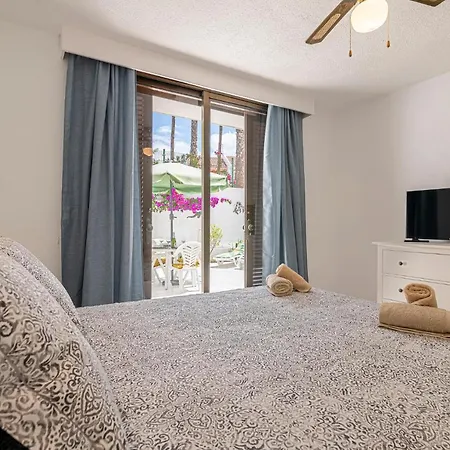 Апартаменты Beautiful Location Parque Santiago 1 Плая-де-лас-Америкас
